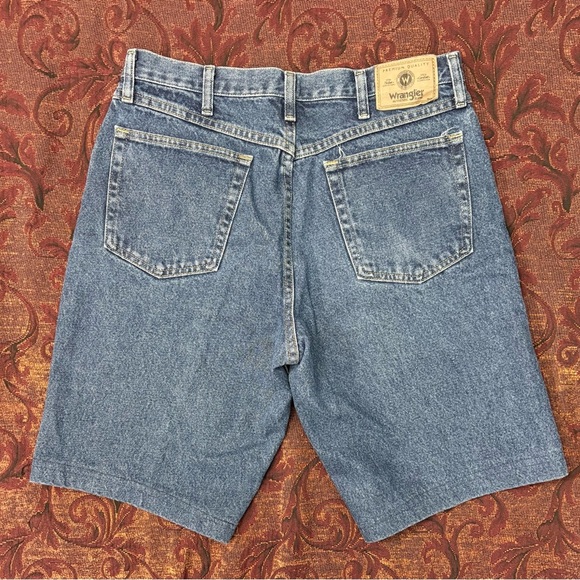 Vintage Reworked Wrangler Jorts - Picture 2 of 5